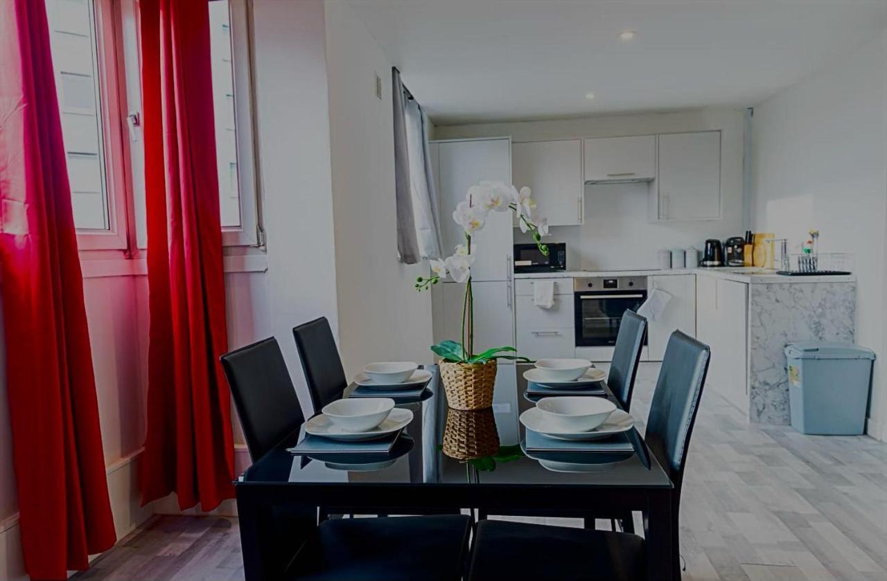 2 Bed With Free Parking Apartman London Kültér fotó